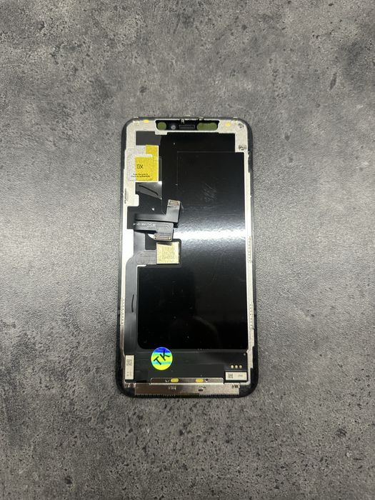 Wyświetlacze iPhone 8 - iPhone 14 pro max montaż