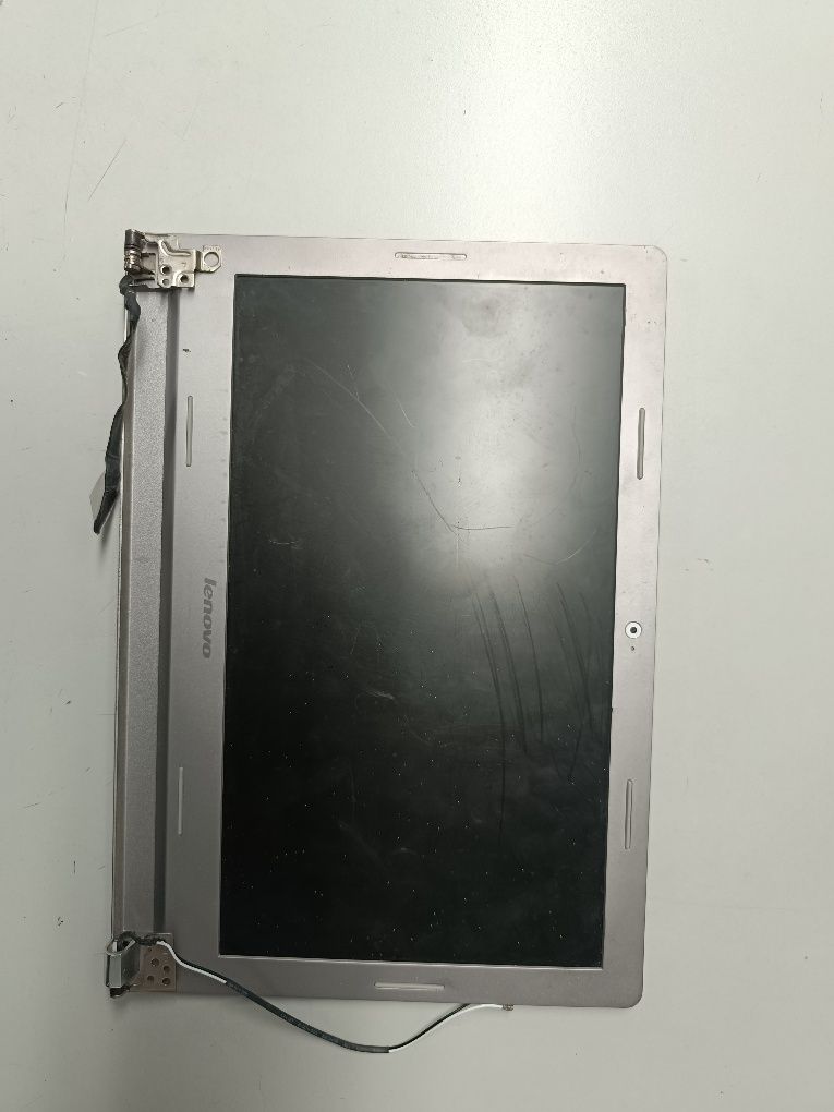 Ecrã Portátil Lenovo e Acer