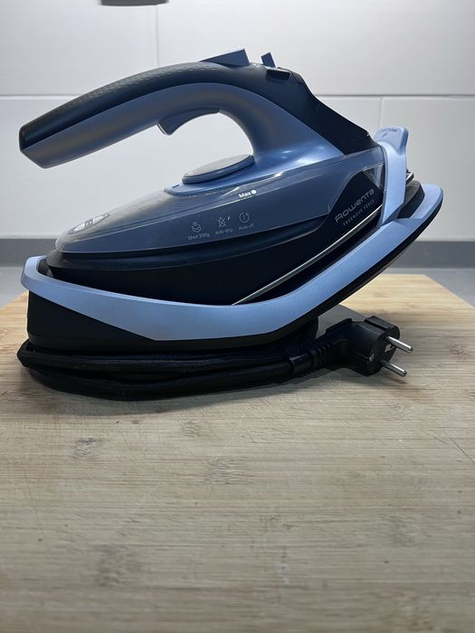 Ferro de engomar sem fios ROWENTA