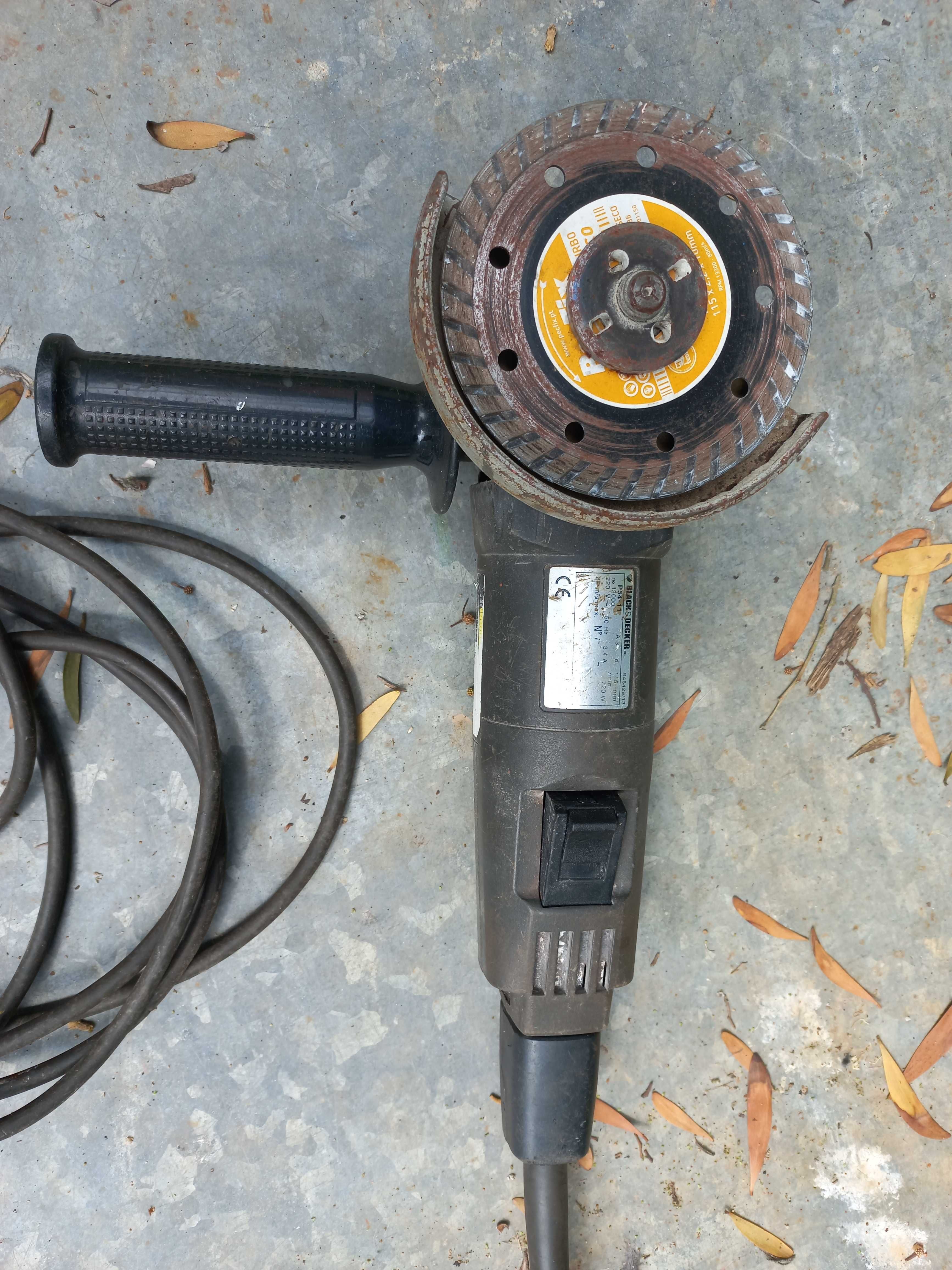 Rebarbadora black decker