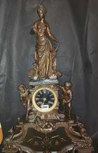 Stary zegar Kobieta z młodzieńcami Japy wielki nr 7