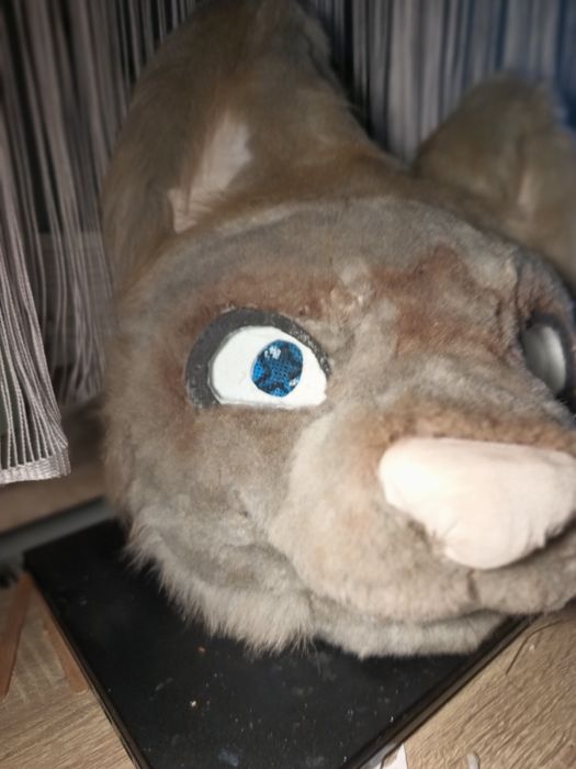 Fursuit head shaza