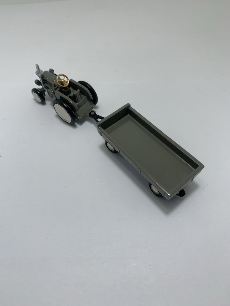 Tractor com reboque Lanz Schuco Piccolo 1:90