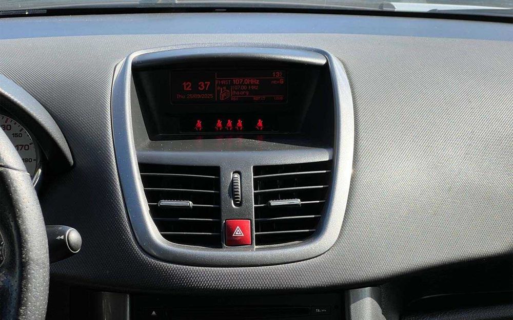 Peugeot 207 2010