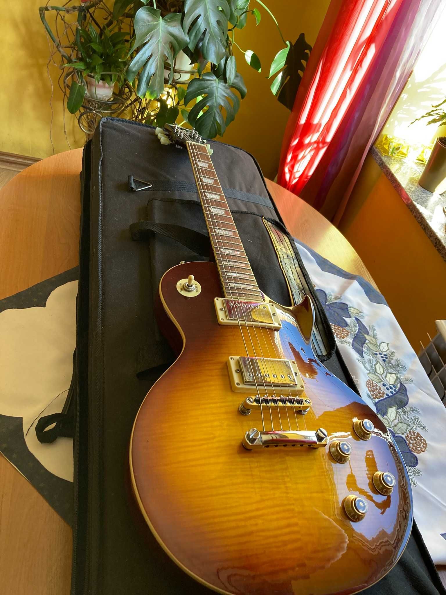 Gitara elektryczna vintage v100 + Akcesoria
