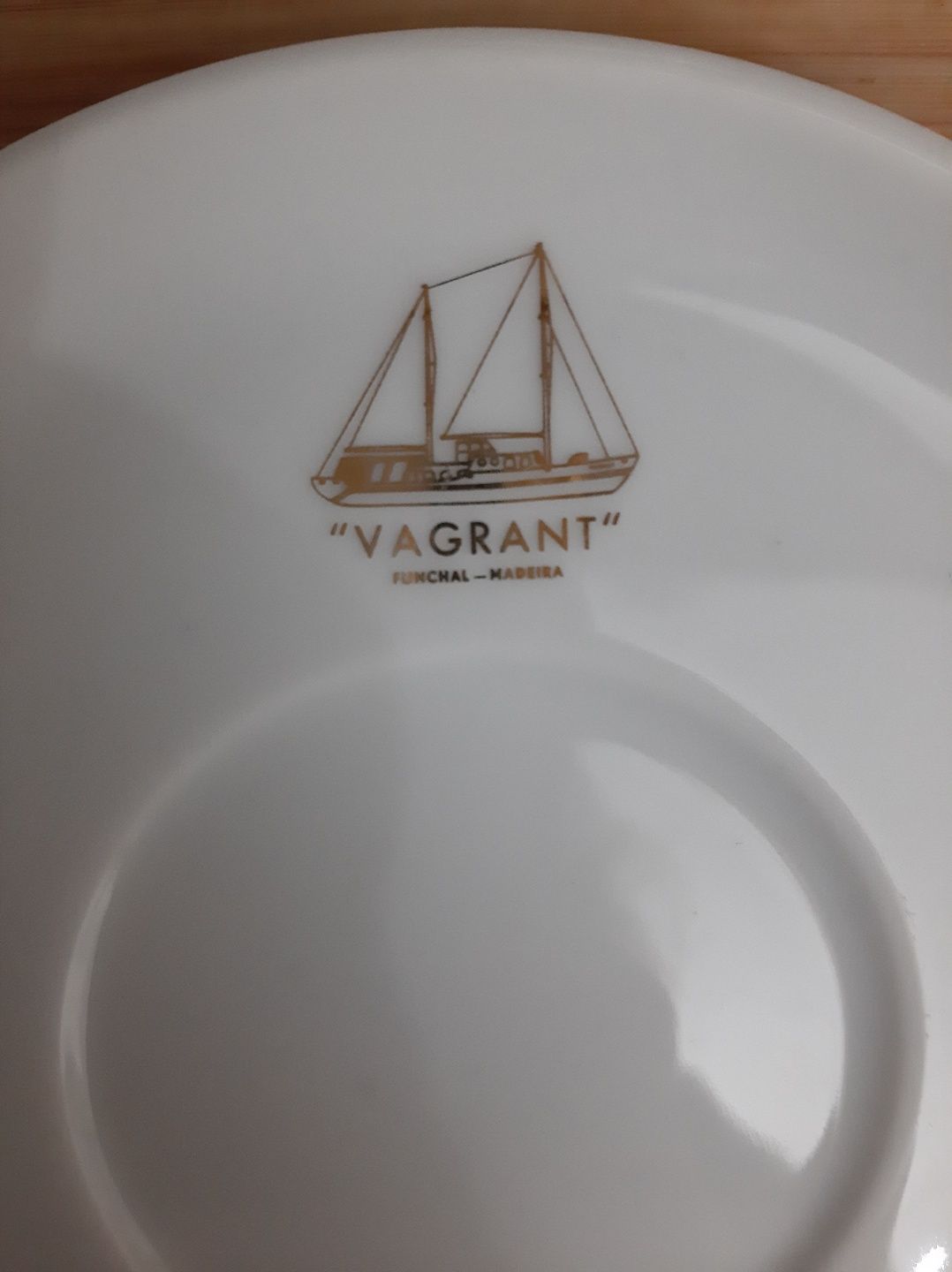 Pires de chavena " Vagrant " Funchal Madeira