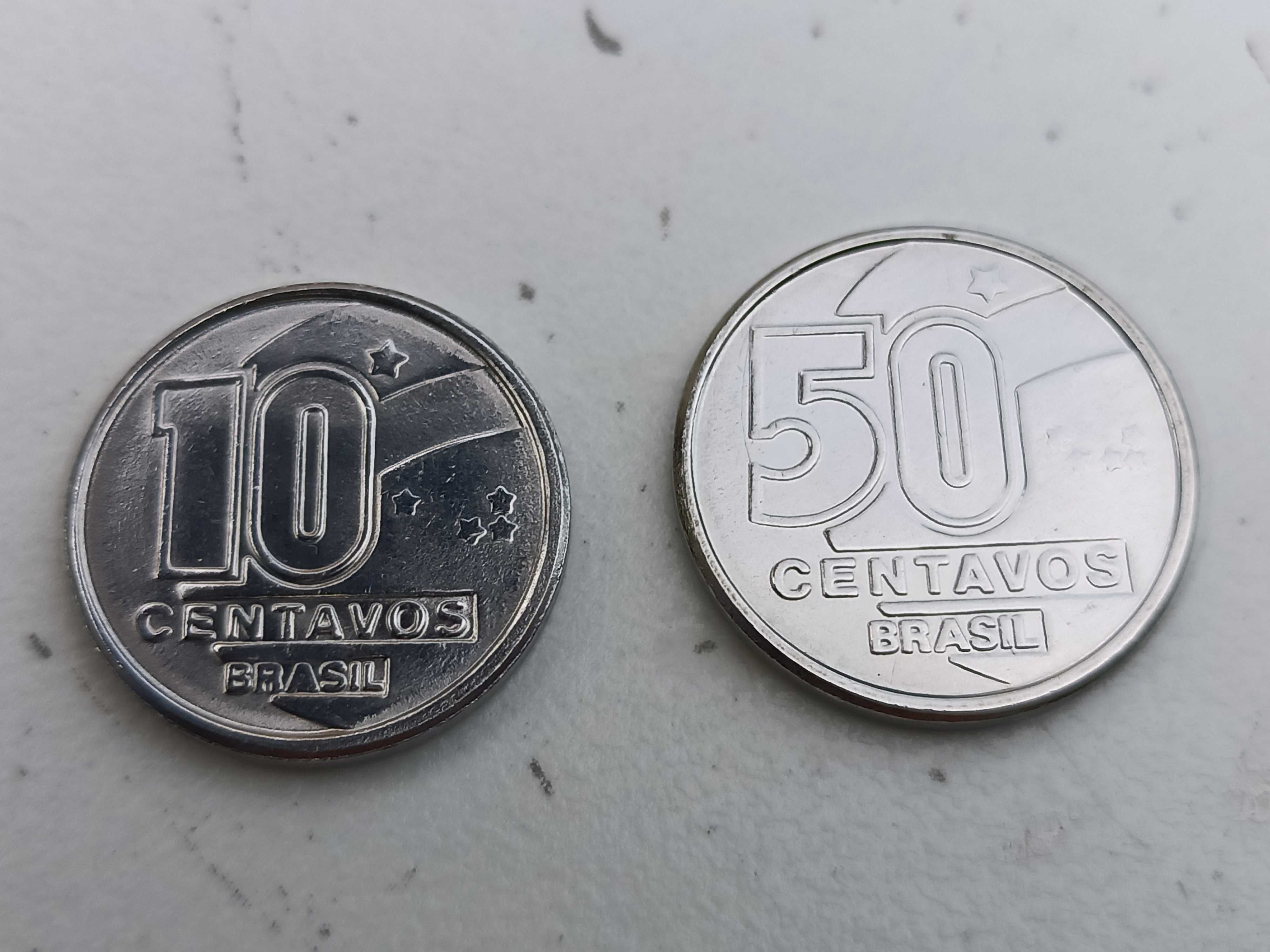 2 Monety kolekcjonerskie 10 i 50 Centavos z 1989