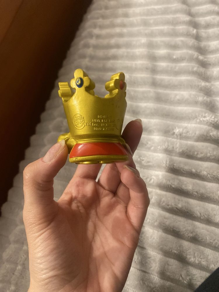 Boneco SuperZings dourado