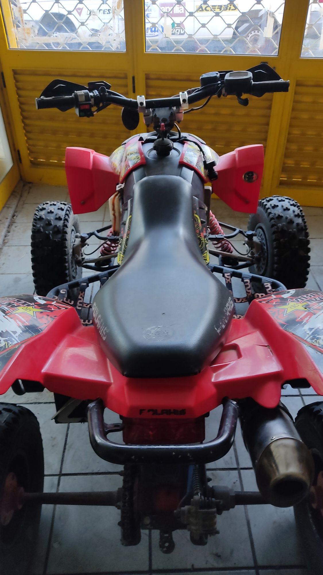 Moto 4 Polaris Predador 500