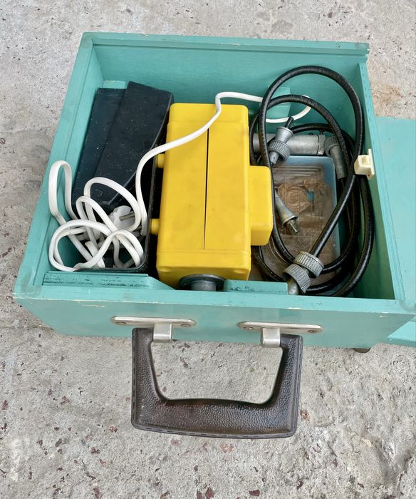 ГНОМ 2  Слюсарно-інструментальна машина