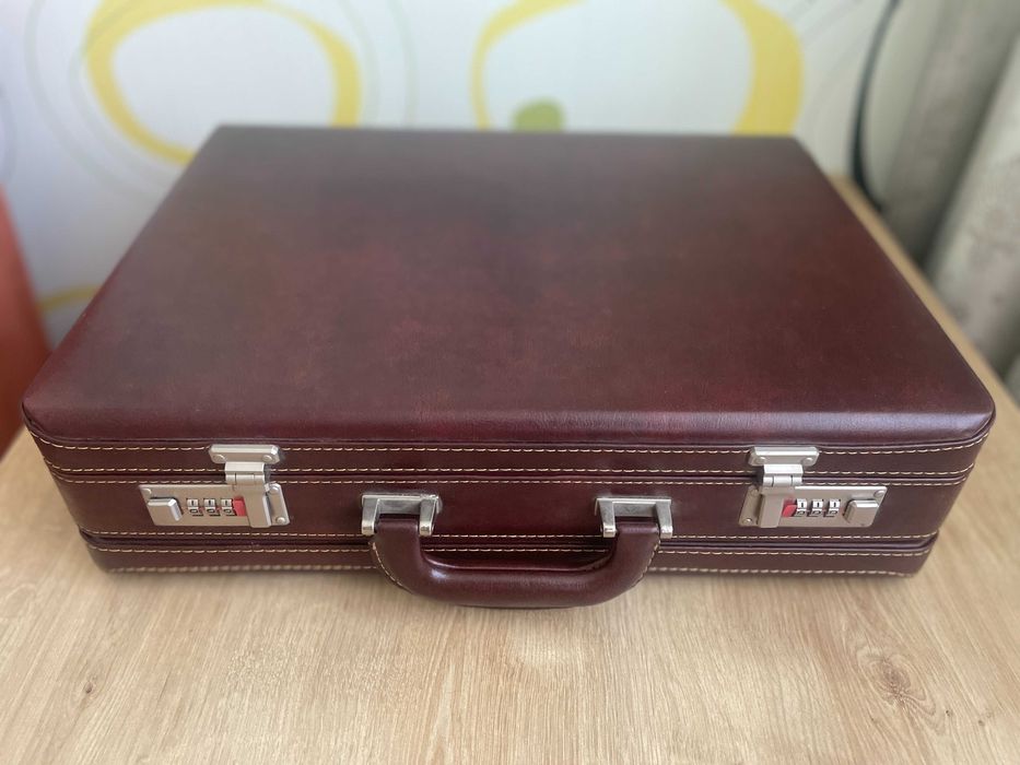 Набір для пікніку, барбекю, юшки "Ягуар". Новий.