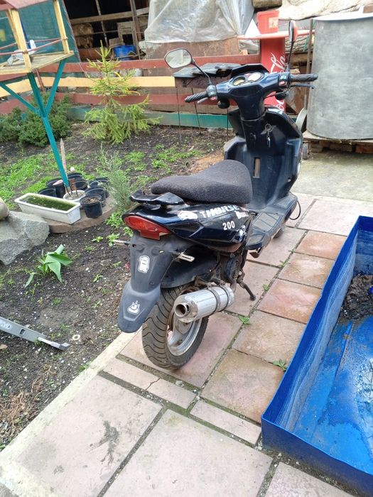 Продам скутер  оо