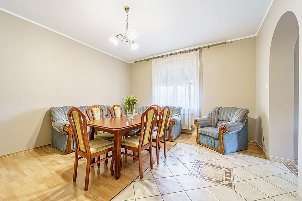 Sofa 3+2+1 i stol +6x krzeslo