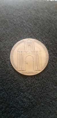medal brama tryumfalna Sobieskiego w podzamczu Chęcińskim