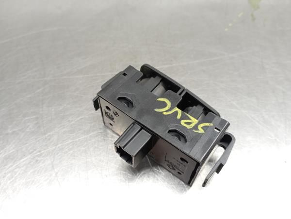 Botão / interruptor 4 piscas DACIA Sandero II (5S_)