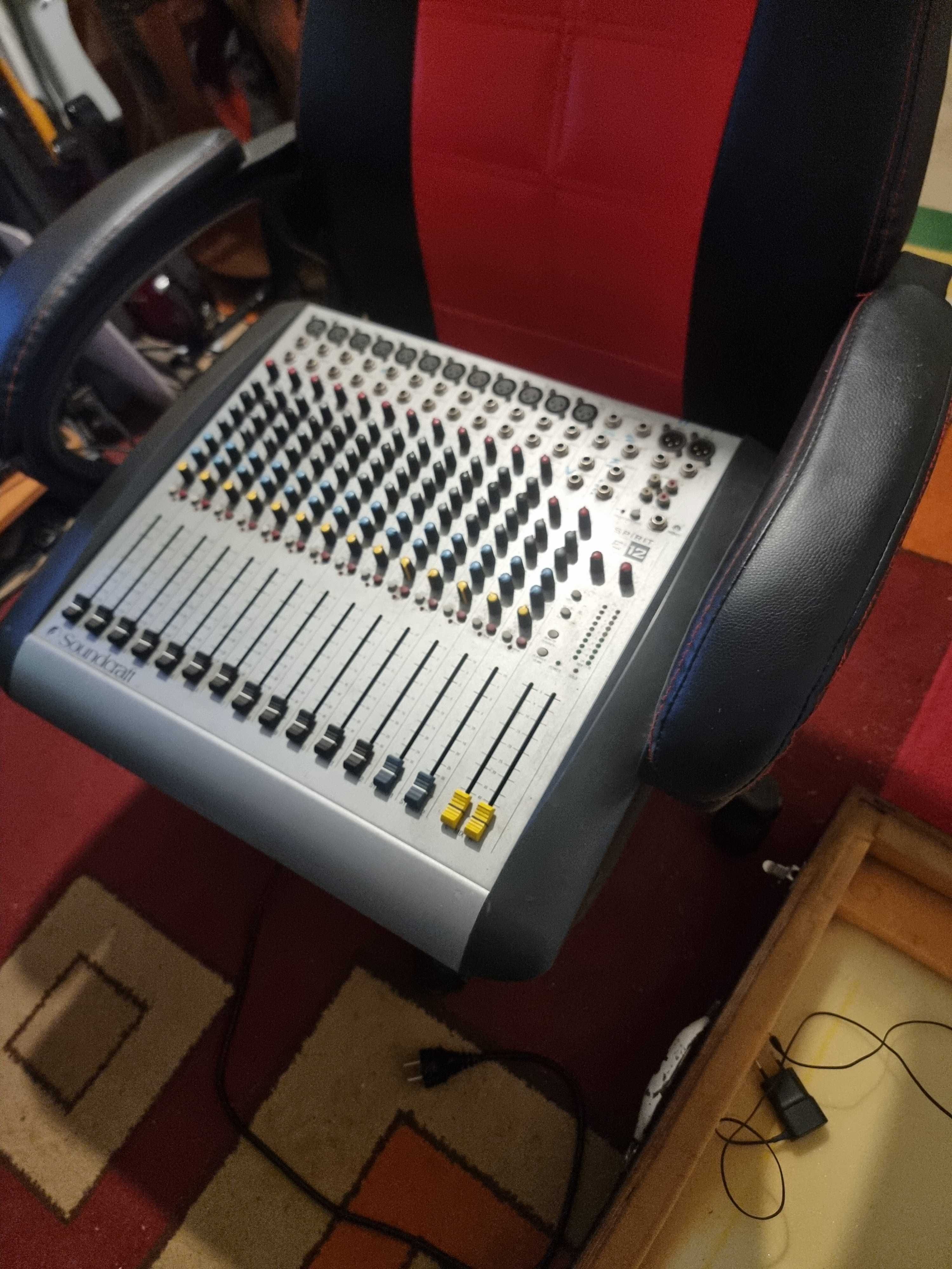 Mesa de mistura soundcraft