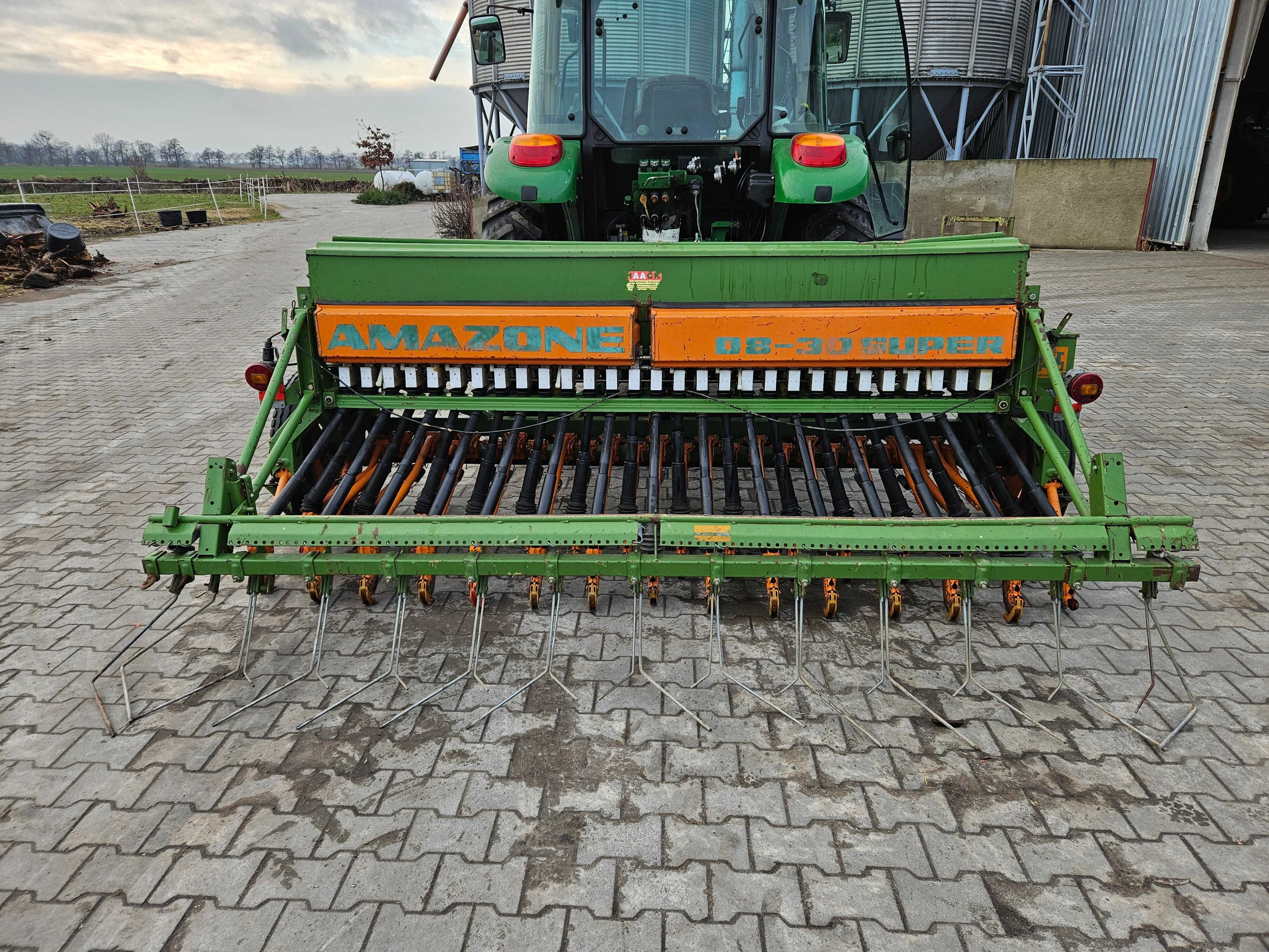 siewnik Amazone d8-30 super 3m