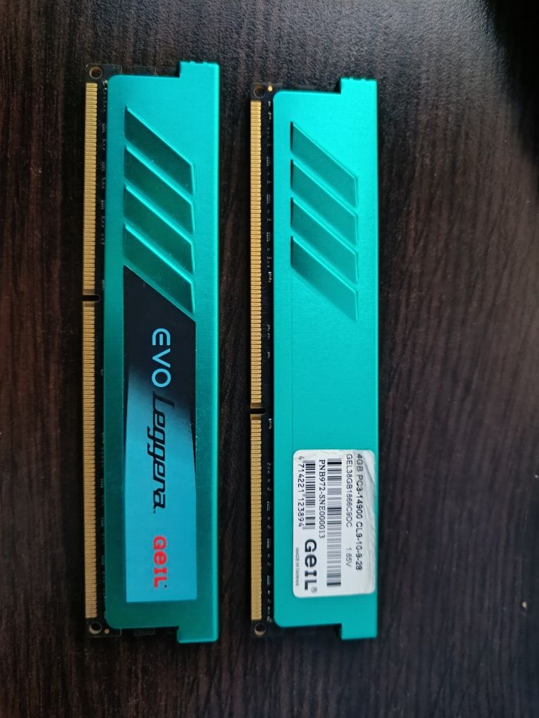 Pamięć RAM GEIL Evo Leggera (2 x 4GB) / DDR3 1866 MHz