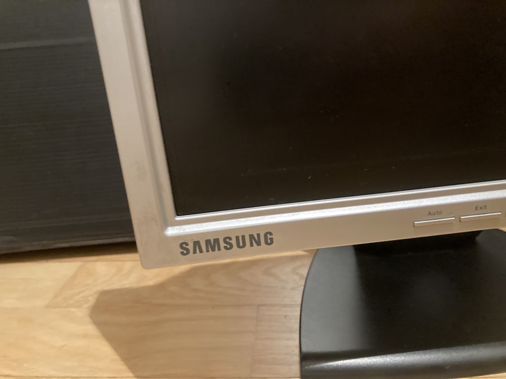 Sprzedam monitor Samsung