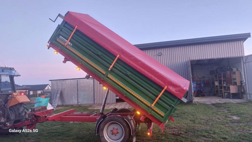 Przyczepa jednoosiowa wywrotka