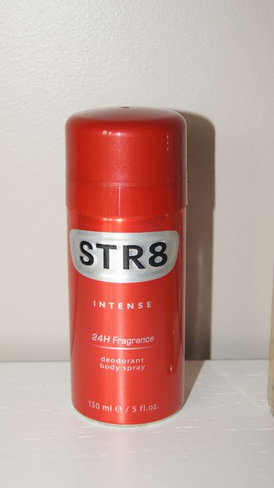 Conjunto de eau de toilette e desodorizante STR8