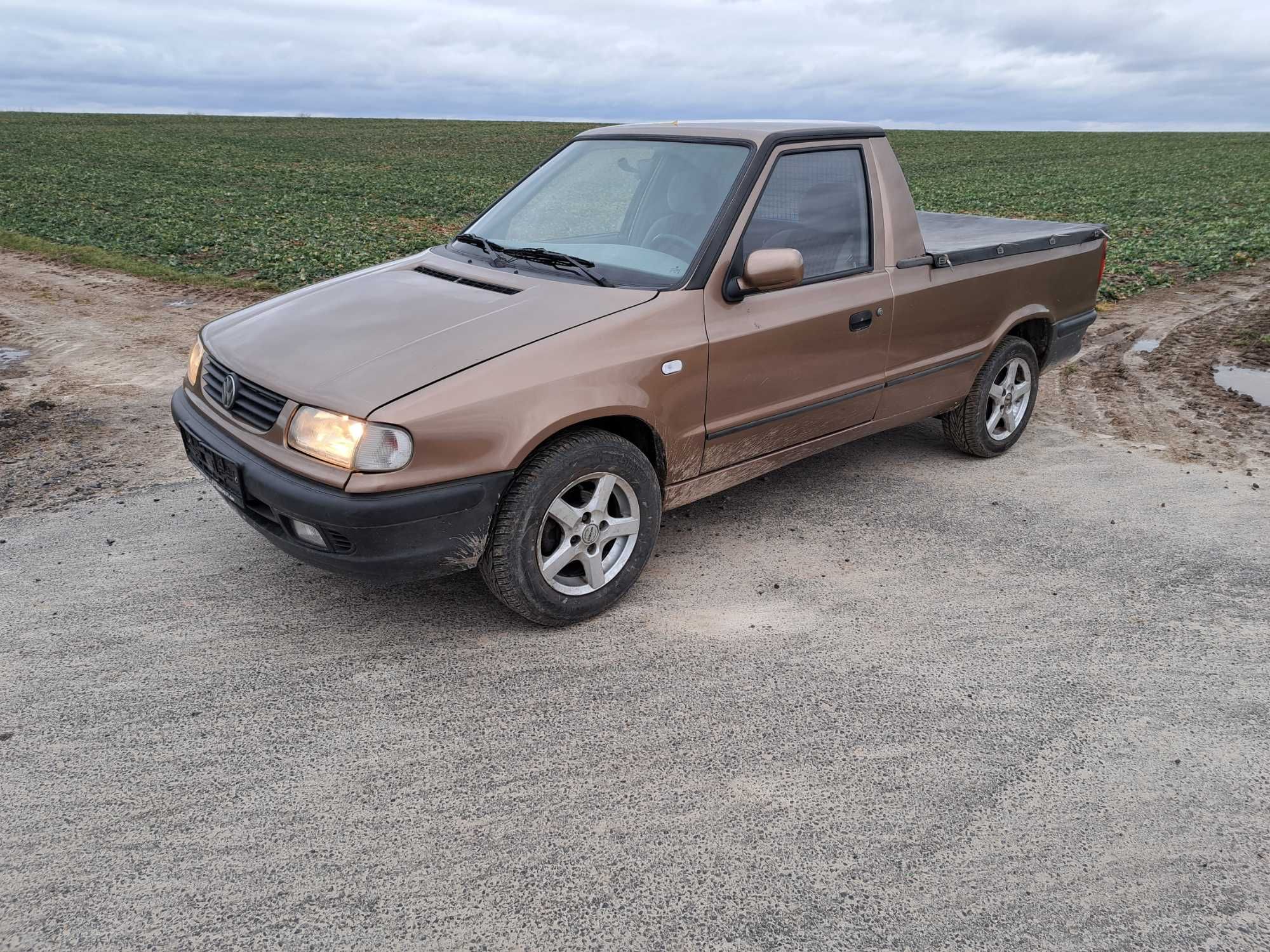 Vw caddy pickup  1.6 benzyna  klima