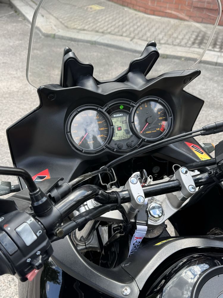 Suzuki V-Strom 650