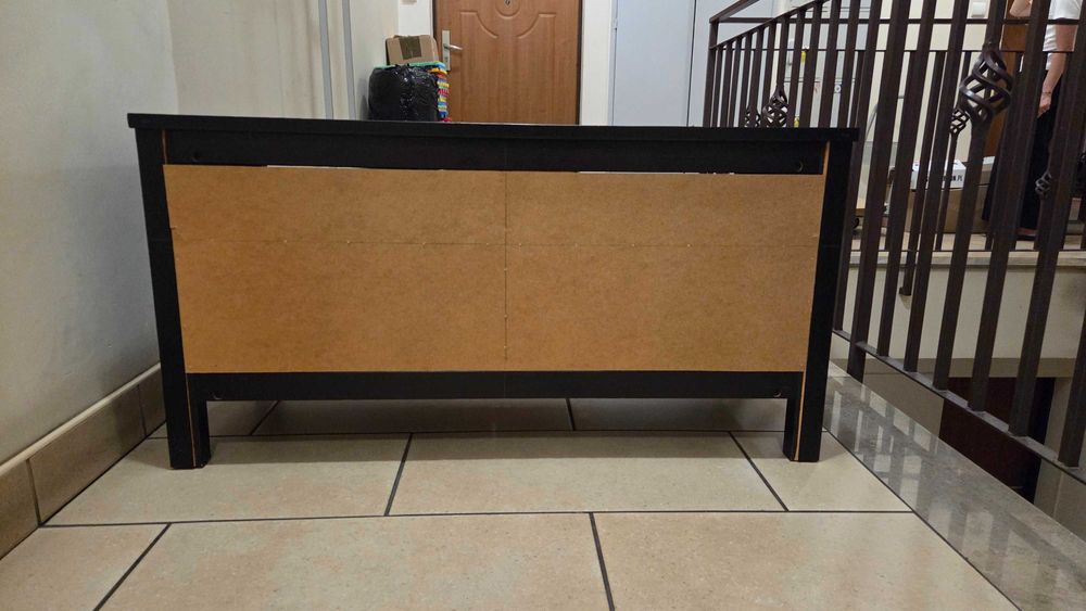 Komoda RTV Hemnes ciemny brąz szer. 110cm