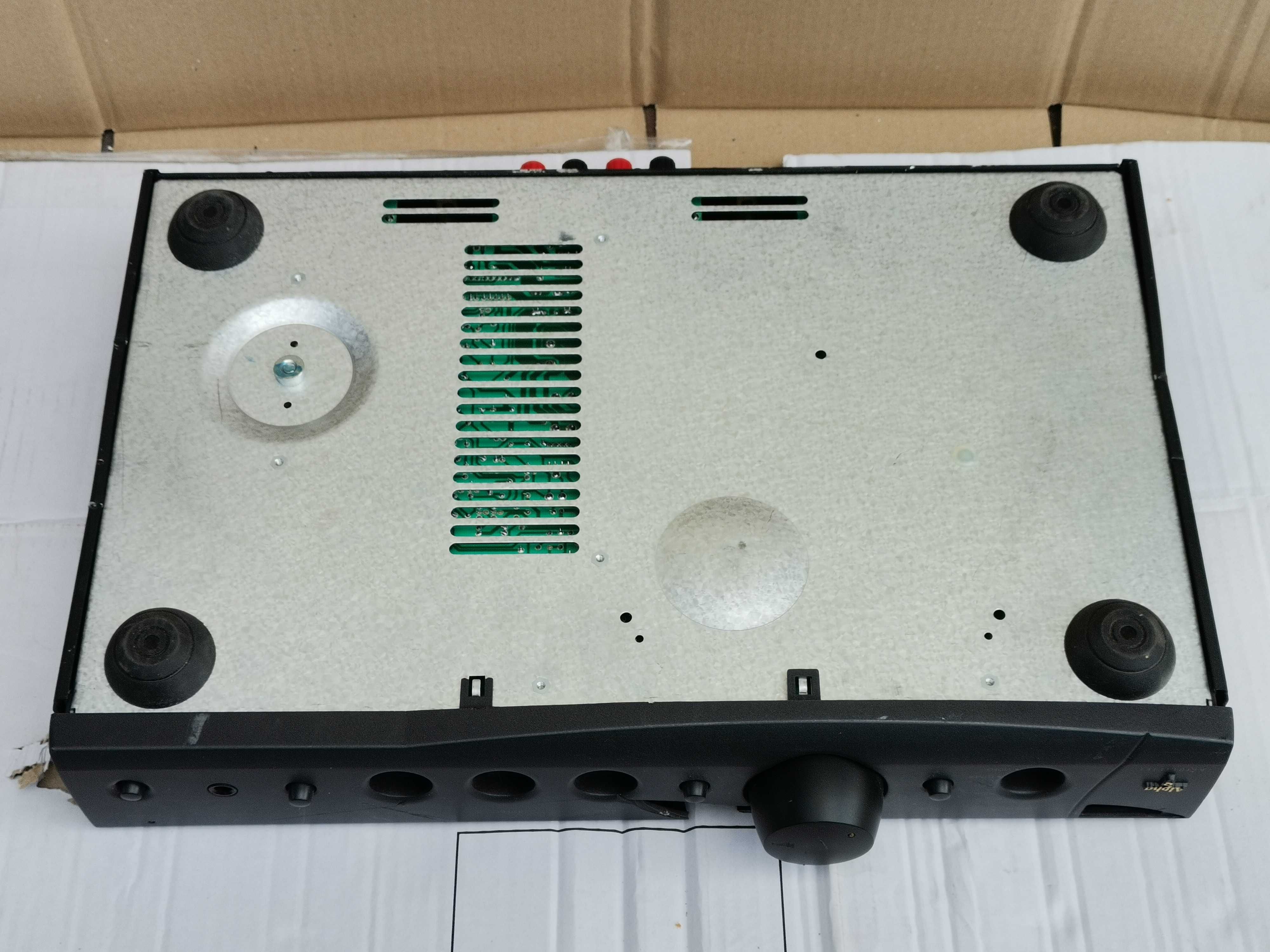 Wzmacniacz stereo Arcam Alpha 8