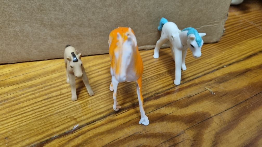 3 cavalos brinquedo