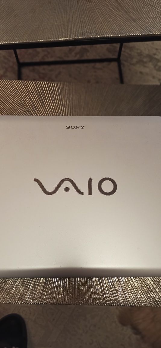 Sony vaio 17,9cala