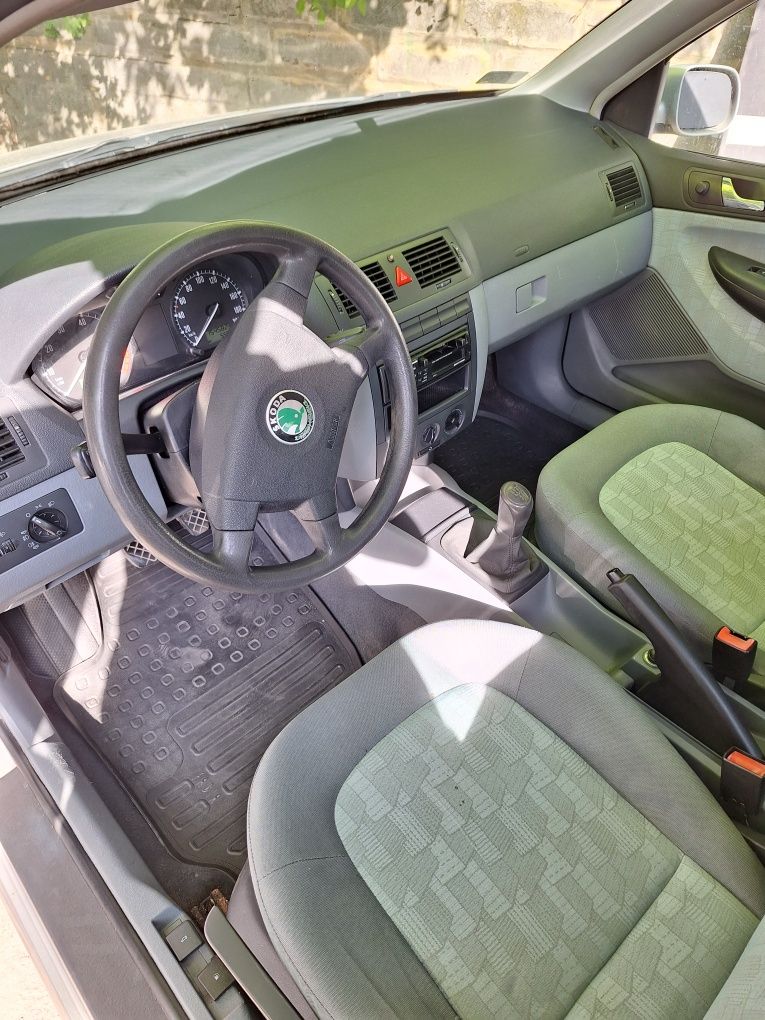 Skoda Fabia 1.4 mpi długie opłaty