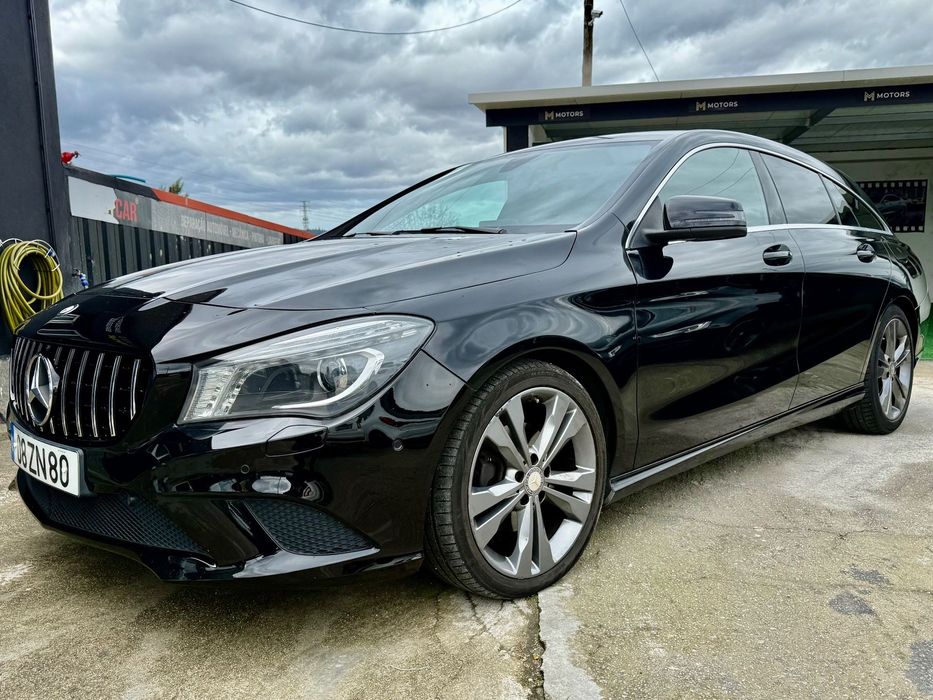 Mercedes-Benz CLA 200 d Shooting Brake AMG Line Aut.