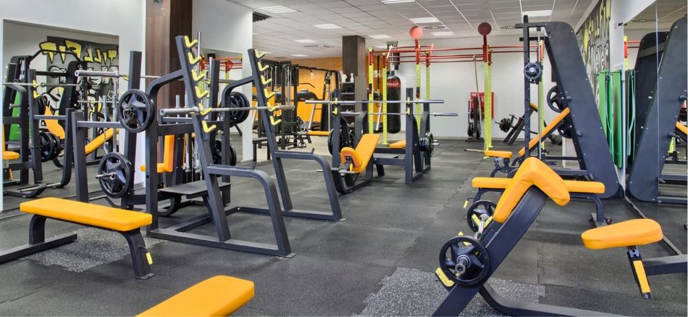 Stojak Rack !! Stabilny , funkcjonalny Precor technogym life fitness