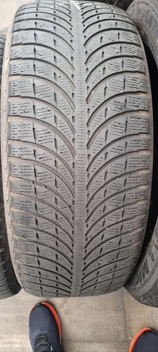 Зимова гума Michelin 235/55/r19