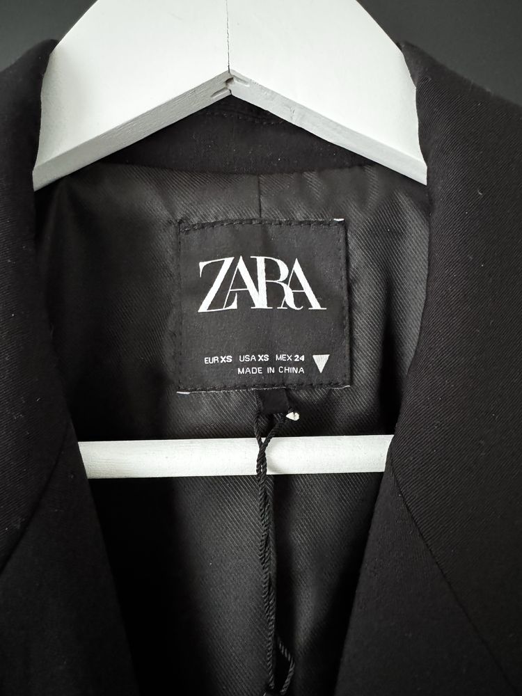 Піджак (жакет) Zara приталений