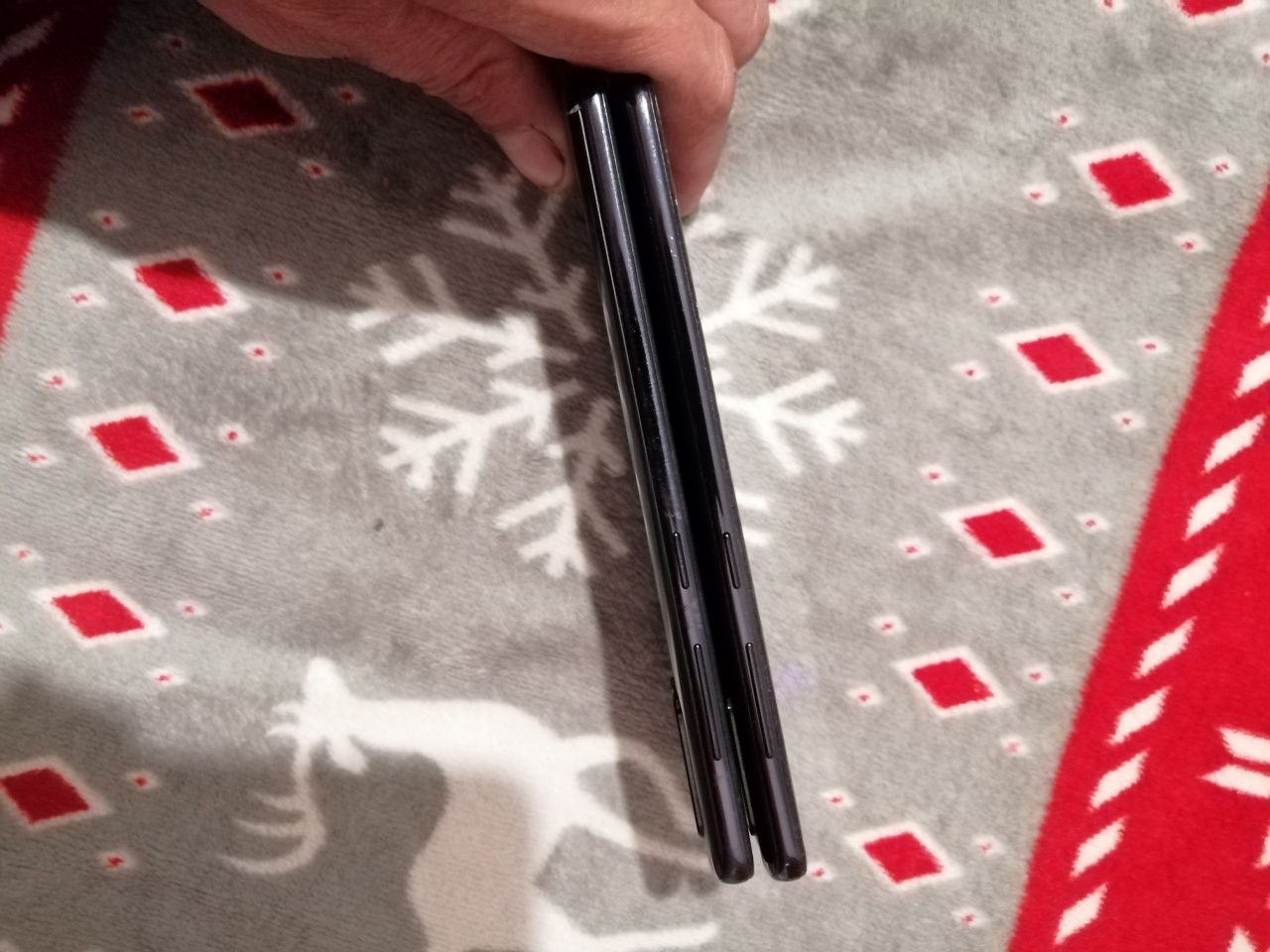 Продам 2 телефон samsung a41
