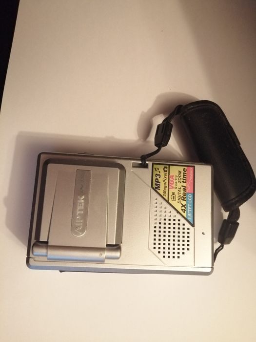 AIPTEK DV330 MP3 VGA Digital zoom 4x 1.5'' TFT LCD TV/PC playback