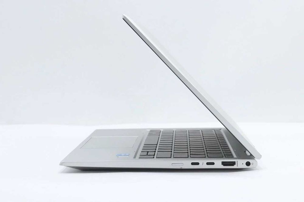 HP ELITEBOOK X360 830 G8  I5-1135G7 2.40GHZ 512GB 16GB