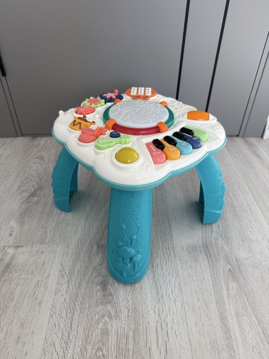 Інтерактивний дитячий столик