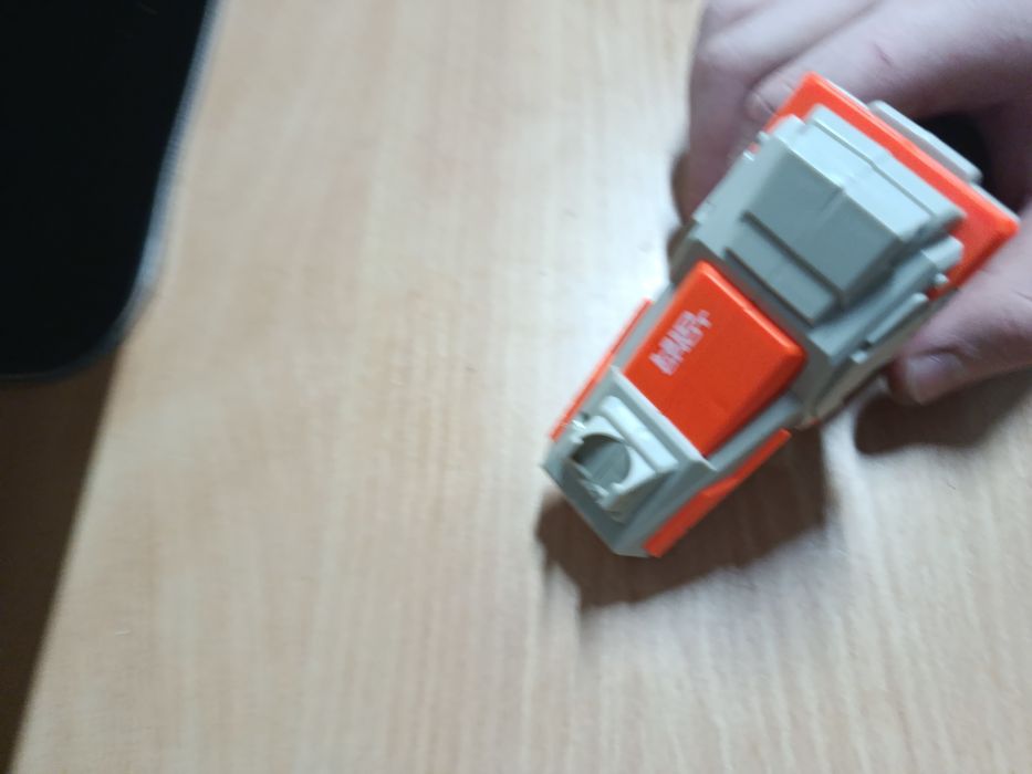 Пистолетик nerf наподобие известного пистолета g22