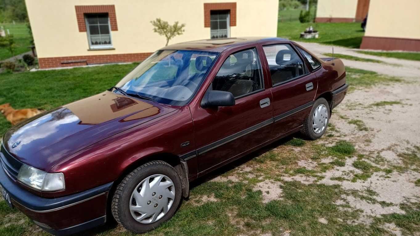 sprzedam Opel VECTRA A sedan-1990 rok, dla konesera, hobbysty, zabytek