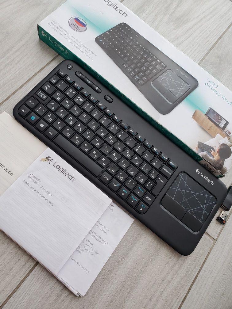 Клавіатура Logitech K400 Wireless Touch Keyboard