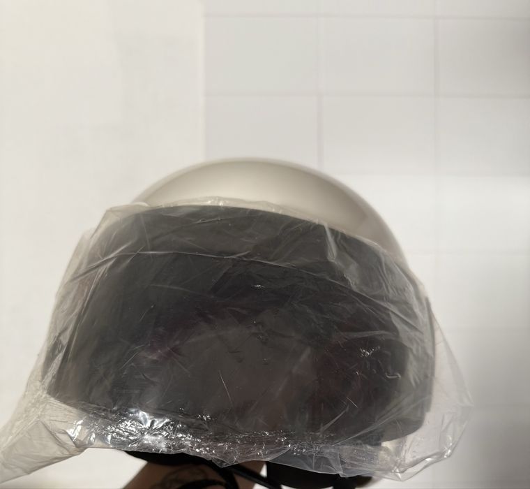 Capacete branco S novo