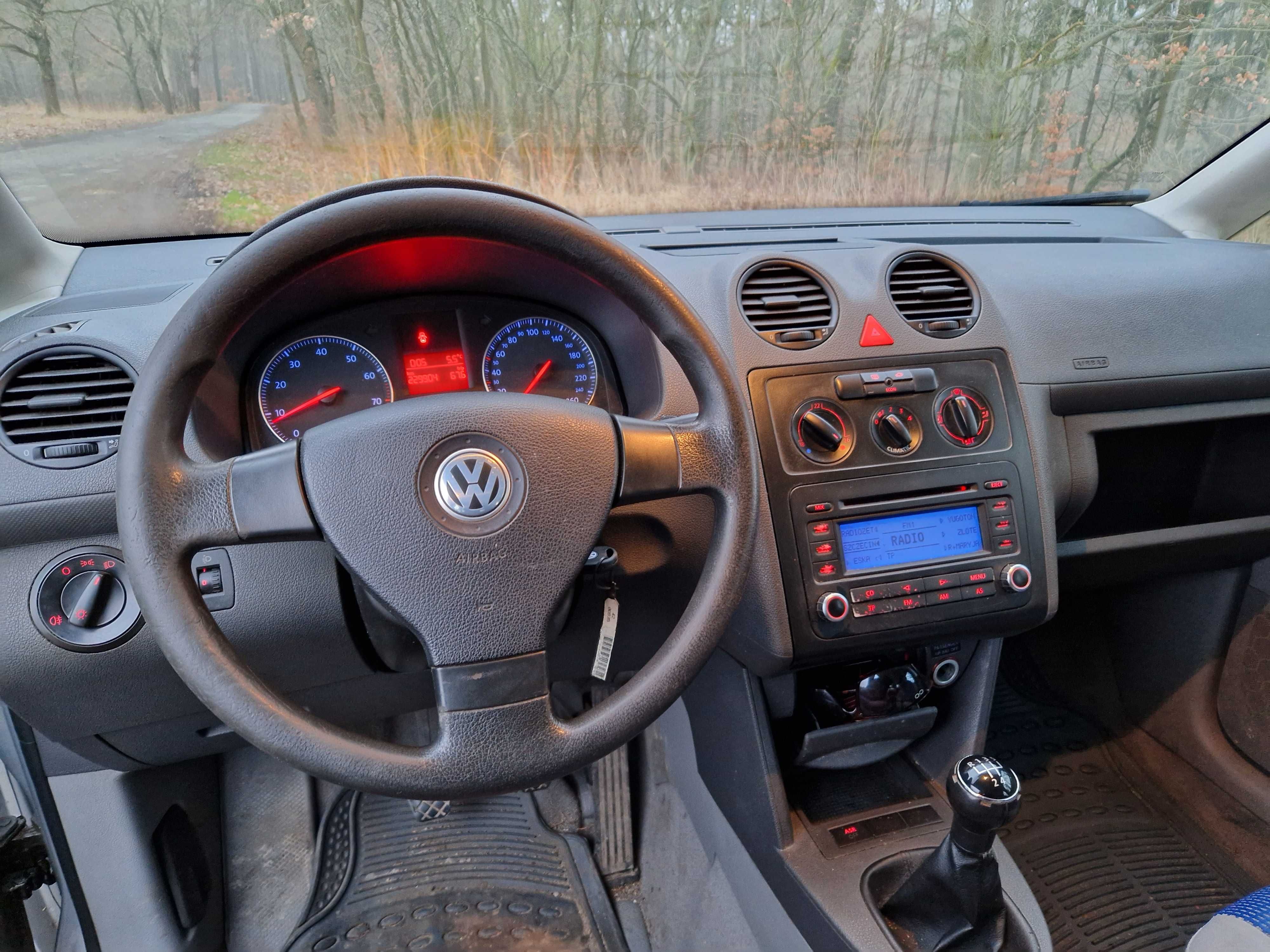 Volkswagen Caddy 1.4 ekonomiczny i dynamiczny klima