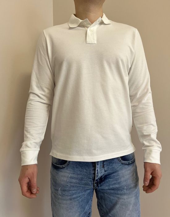 Кофта, реглан білого кольору