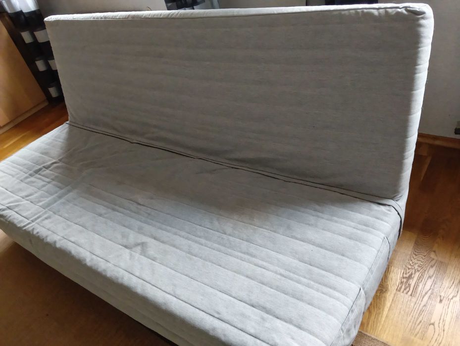 Sofa 3 osobowa rozkładana z materacem piankowym