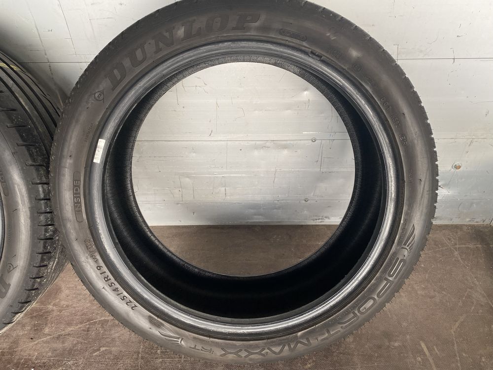 225/45 R19 Dunlop Sport MAXX RT Шини