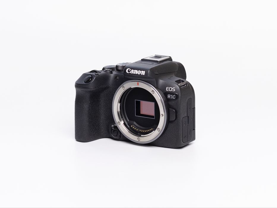 Canon EOS R10 як новий