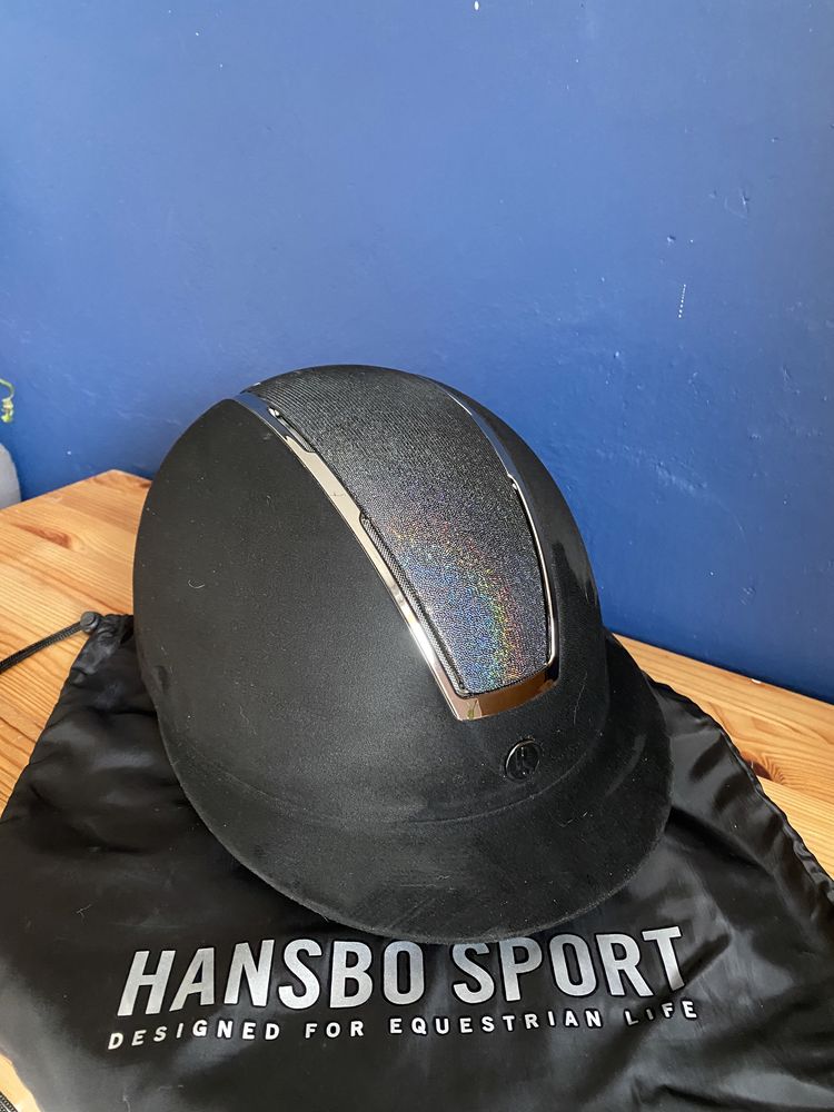 Kask jezdziecki firmy HANSBO